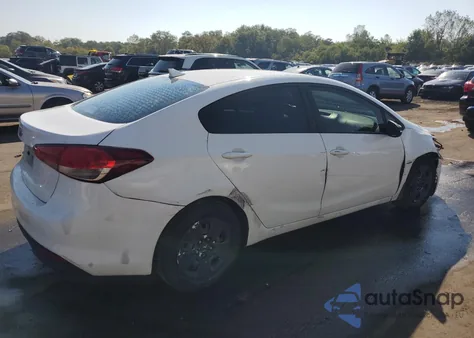 2017 Kia Forte Lx z USA, uszkodzony, nr VIN 3KPFK4A7XHE006107